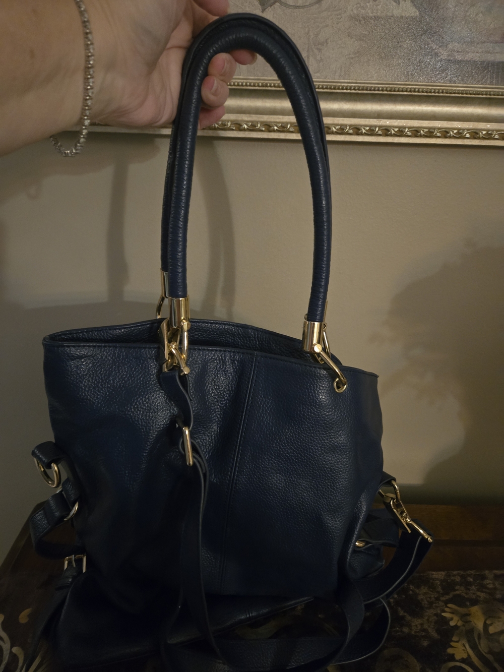 Versatile Erica Anenberg Navy Leather Tote Handbag with Gold Hardware